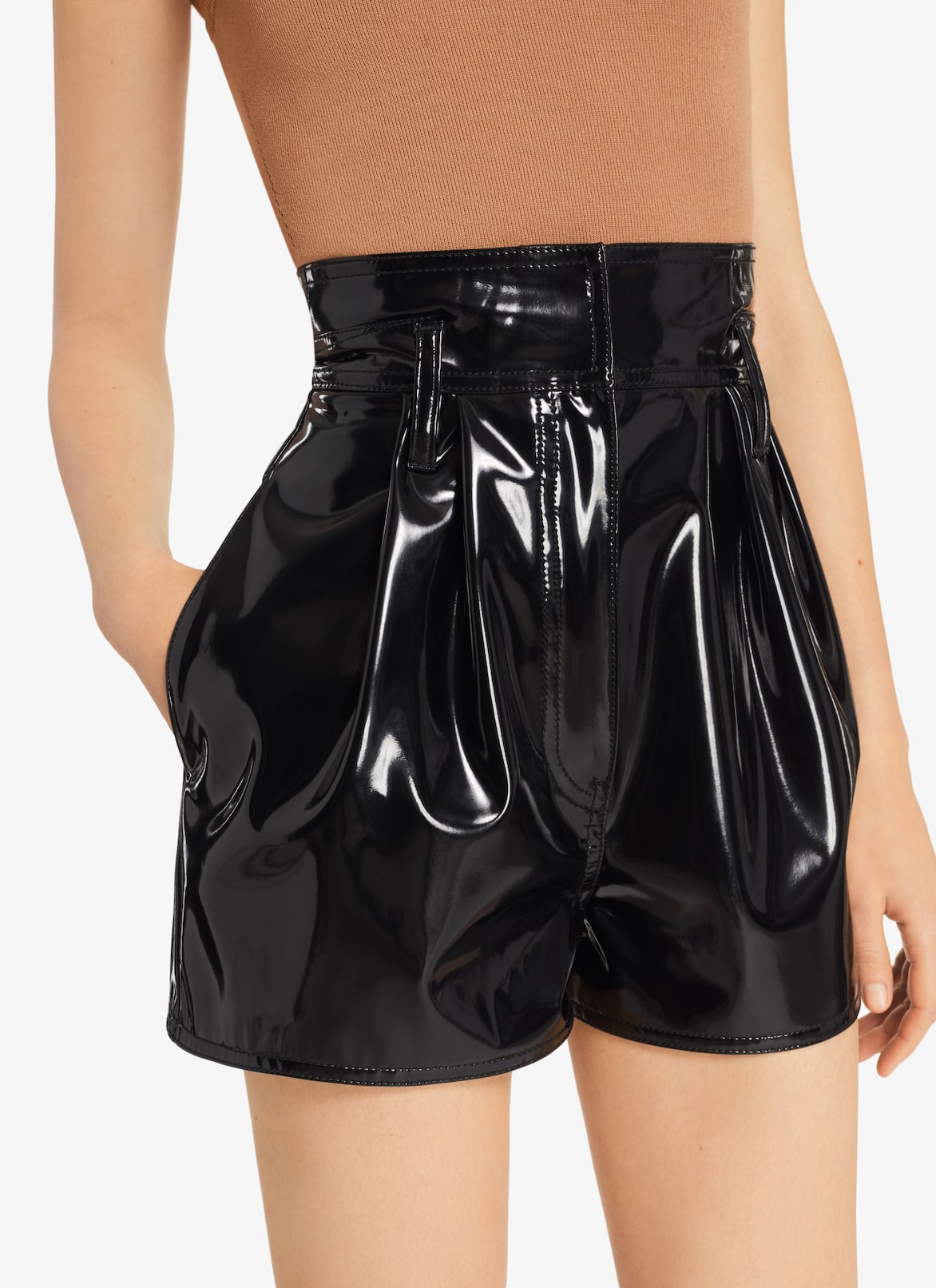High-Waist vynil Shorts ALAÏA BLACK HIGH-WAIST VYNIL SHORTS